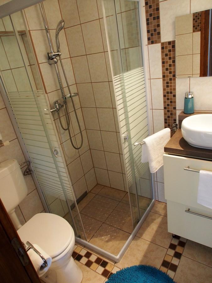 Laszlo Nyaralohaz Balatonfenyves Bagian luar foto