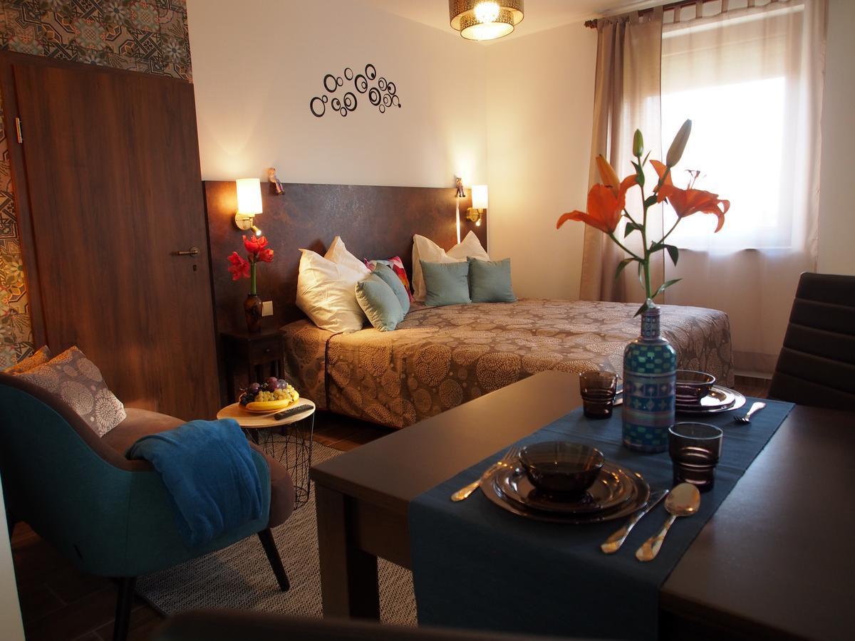 Laszlo Nyaralohaz Balatonfenyves Bagian luar foto